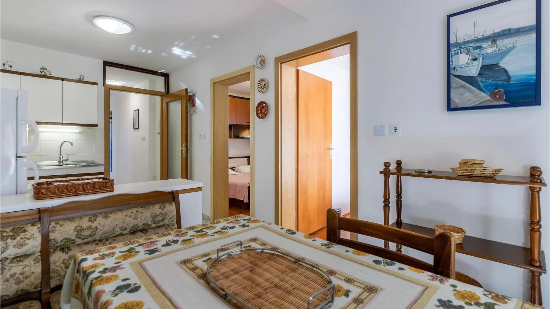 2 Bedroom Lovely Apartment In פולה קרואטיה